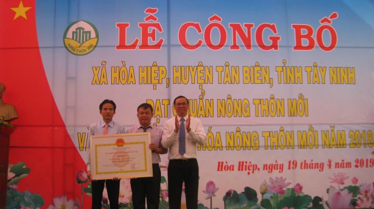 Tân Biên đẩy mạnh thực hiện chương trình mục tiêu quốc gia xây dựng nông thôn mới giai đoạn 2010-2020.