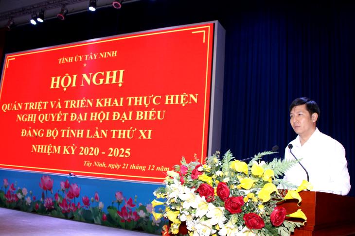 Tỉnh uỷ Tây Ninh tổ chức học tập, quán triệt và triển khai thực hiện Nghị quyết Đại hội XI Đảng bộ tỉnh