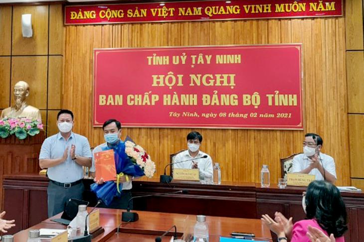 Tỉnh uỷ Tây Ninh: Hội nghị Ban Chấp hành Đảng bộ tỉnh lần thứ 4 (Khóa XI)