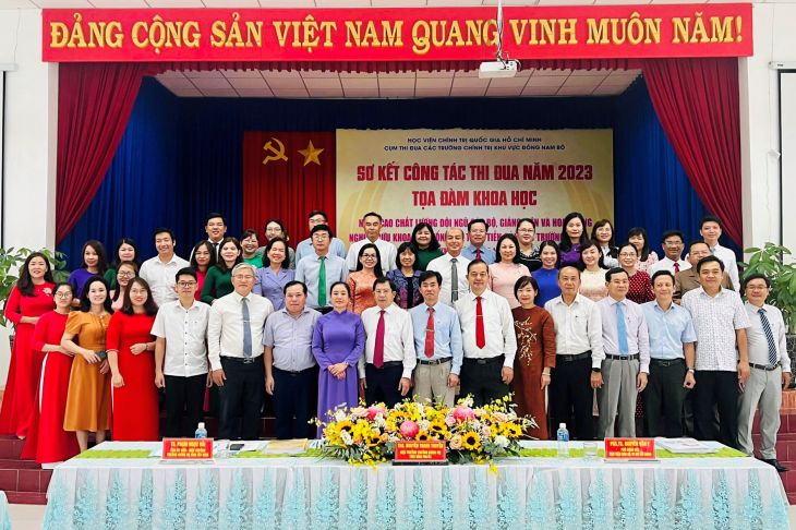 Sơ kết công tác thi đua năm 2023 và Toạ đàm khoa học Cụm thi đua các Trường Chính trị khu vực Đông Nam bộ đáp ứng yêu cầu xây dựng Trường Chính trị chuẩn