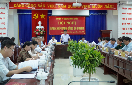 Huyện uỷ Dương Minh Châu tổ chức Hội nghị phiên thường lệ