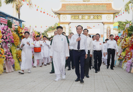 Phó Thủ tướng Chính phủ Trần Lưu Quang: Dự Đại lễ Vía Đức Chí Tôn đạo Cao đài Tòa thánh Tây Ninh