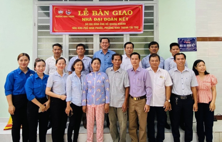 Thành phố Tây Ninh: Bí thư Đảng uỷ phường Ninh Thạnh - Gương sáng trong học tập và làm theo  tư tưởng, đạo đức, phong cách Hồ Chí Minh