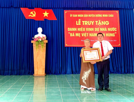 Huyện Dương Minh Châu: Tổ chức lễ truy tặng danh hiệu vinh dự Nhà nước “Bà mẹ Việt Nam anh hùng”