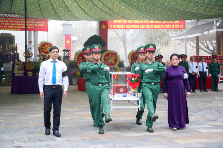 Tây Ninh: Truy điệu, an táng 146 hài cốt liệt sĩ quân tình nguyện và chuyên gia Việt Nam